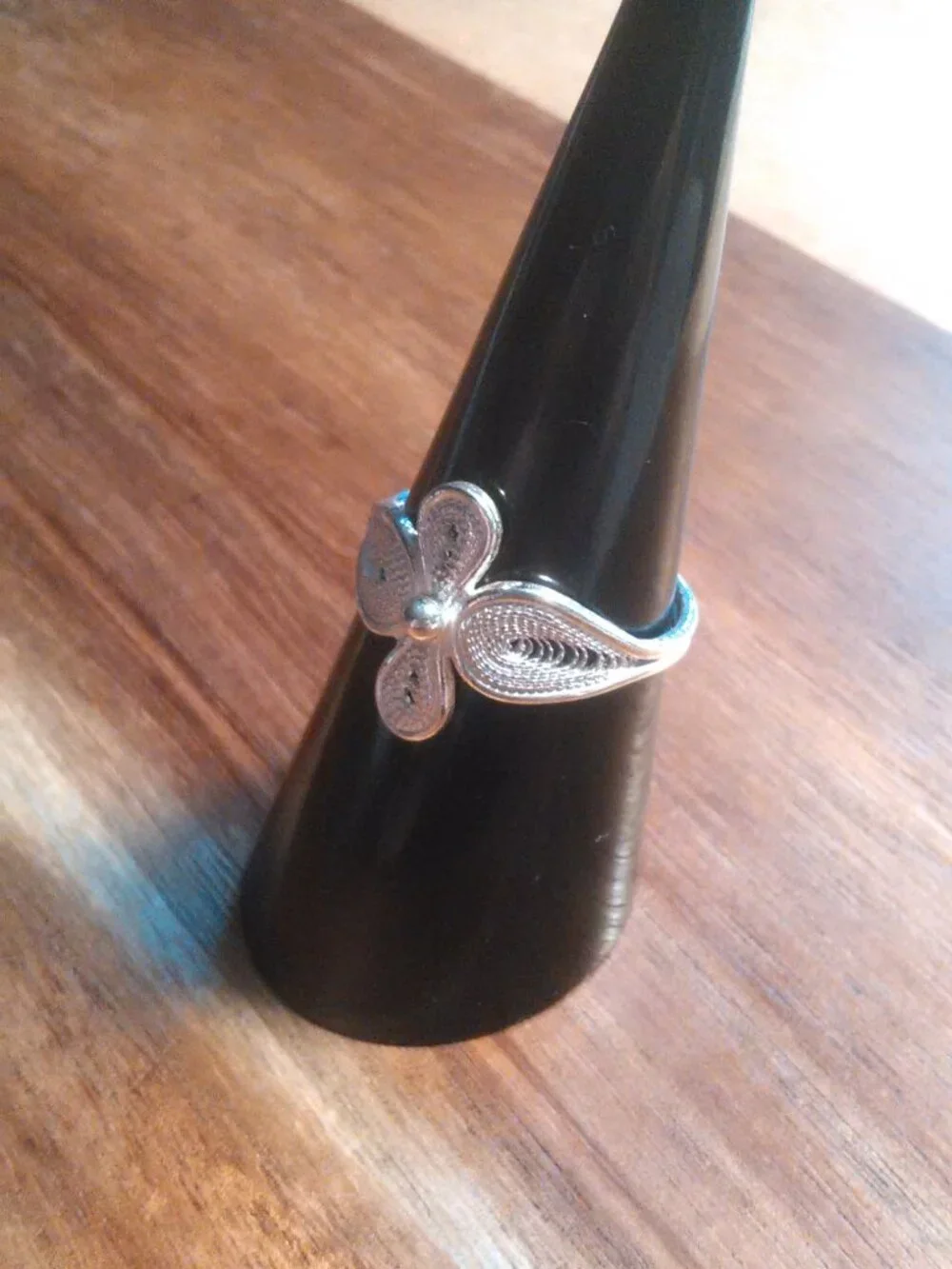 Artistic Floral Design Sterling Silver Ring (Size 7)
